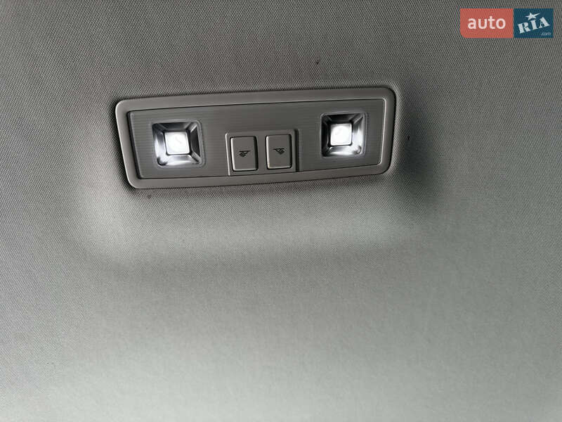 Хетчбек Volkswagen e-Golf 2017 в Миронівці