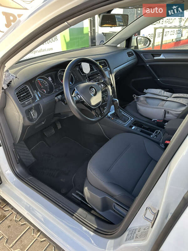 Хэтчбек Volkswagen e-Golf 2020 в Тернополе фото 12 Хэтчбек Volkswagen e-Golf 2020 в Тернополе