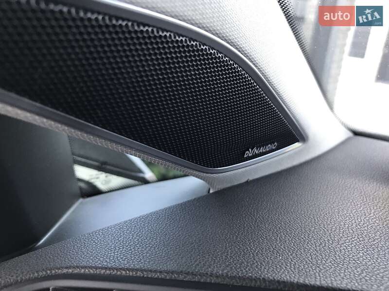 Хэтчбек Volkswagen e-Golf 2015 в Виннице