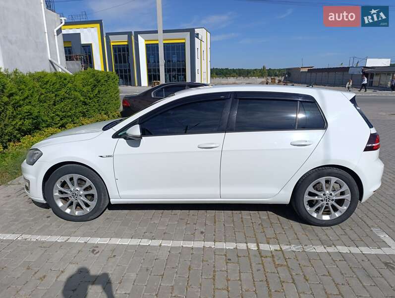 Volkswagen e-Golf 2014