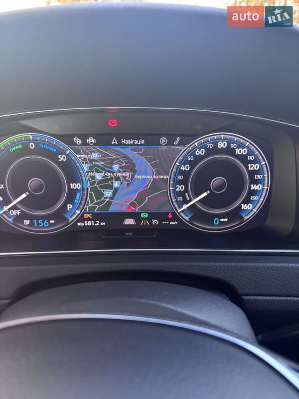 Хэтчбек Volkswagen e-Golf 2019 в Украинке