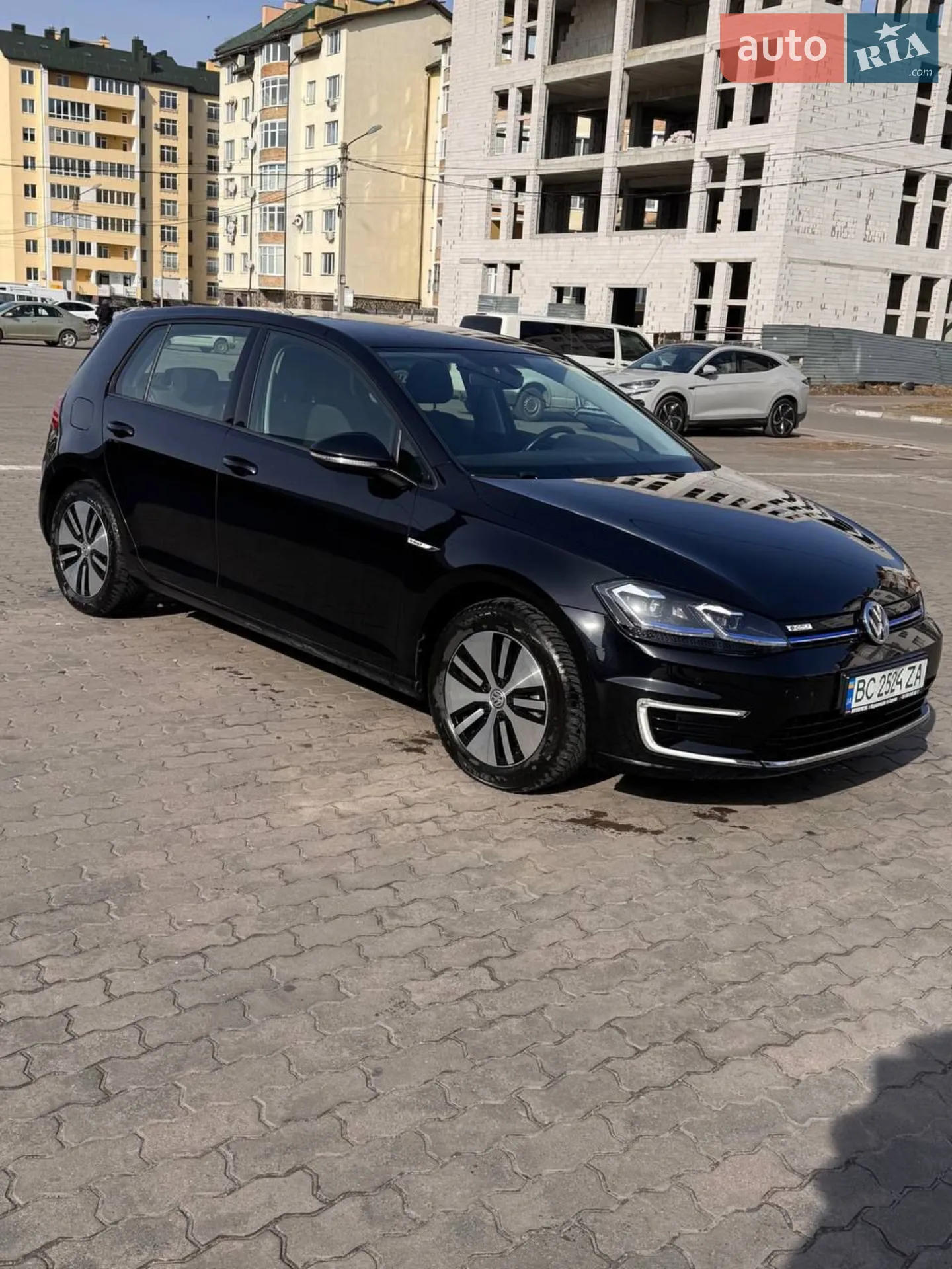 2020 Volkswagen Golf - фото 1