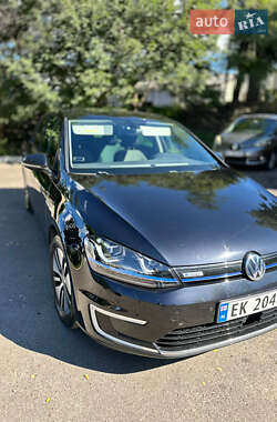 Хэтчбек Volkswagen e-Golf 2016 в Львове