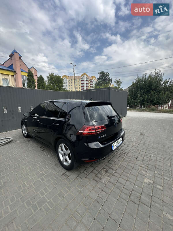 Хетчбек Volkswagen e-Golf 2015 в Кам'янець-Подільському