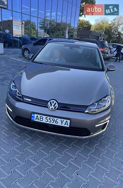 Хетчбек Volkswagen e-Golf 2016 в Вінниці