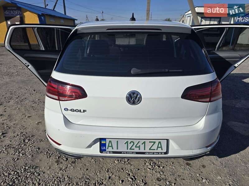 Хэтчбек Volkswagen e-Golf 2017 в Ксаверовке фото 19 Хэтчбек Volkswagen e-Golf 2017 в Ксаверовке
