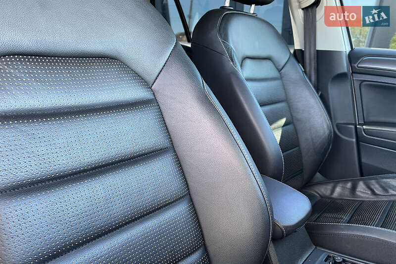 Хэтчбек Volkswagen e-Golf 2018 в Коломые фото 25 Хэтчбек Volkswagen e-Golf 2018 в Коломые