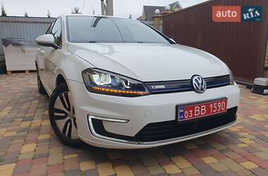 Хетчбек Volkswagen e-Golf 2015 в Горі