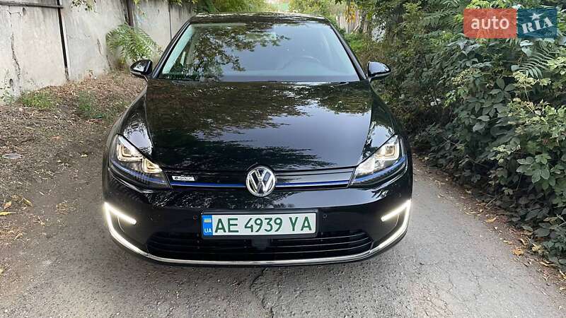Хэтчбек Volkswagen e-Golf 2015 в Днепре фото 19 Хэтчбек Volkswagen e-Golf 2015 в Днепре