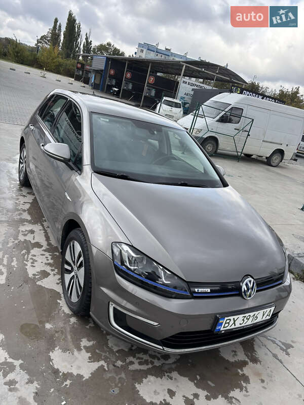 Хетчбек Volkswagen e-Golf 2014 в Кам'янець-Подільському