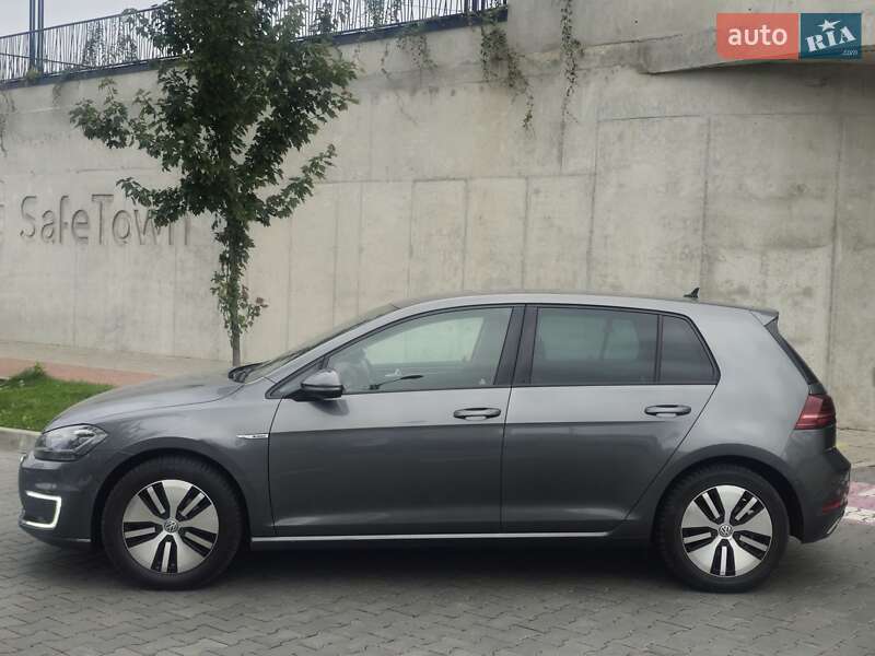 Хетчбек Volkswagen e-Golf 2018 в Львові