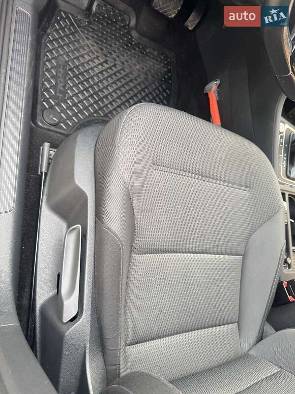 Хэтчбек Volkswagen e-Golf 2020 в Шепетовке