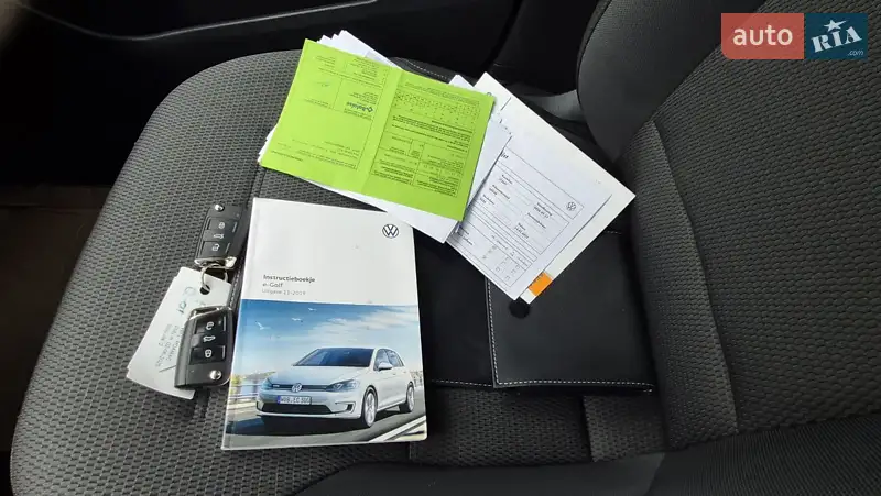 Хэтчбек Volkswagen e-Golf 2020 в Шепетовке документ