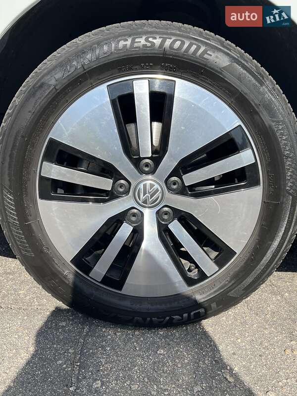 Хэтчбек Volkswagen e-Golf 2020 в Каменском