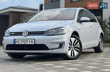 Хетчбек Volkswagen e-Golf 2018 в 