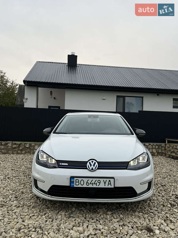 Volkswagen e-Golf 2014