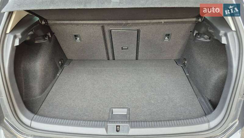 Хэтчбек Volkswagen e-Golf 2020 в Шепетовке