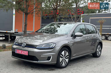 Хетчбек Volkswagen e-Golf 2015 в Рівному