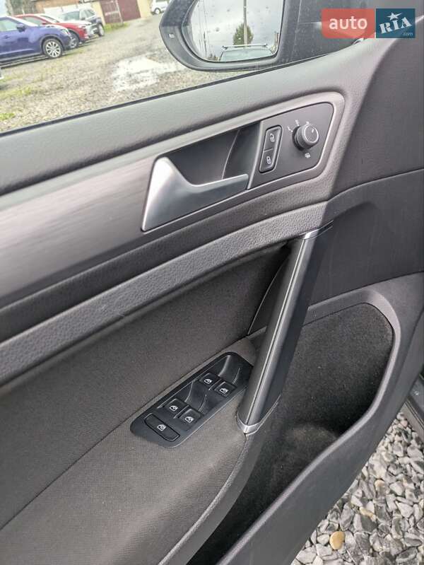 Хетчбек Volkswagen e-Golf 2020 в Львові