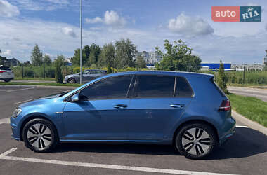 Хэтчбек Volkswagen e-Golf 2016 в Киеве