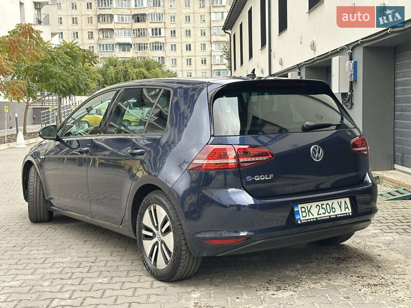Хетчбек Volkswagen e-Golf 2017 в Рівному