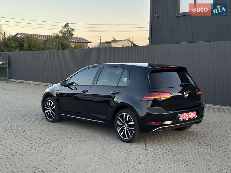 Хетчбек Volkswagen e-Golf 2019 в Ужгороді