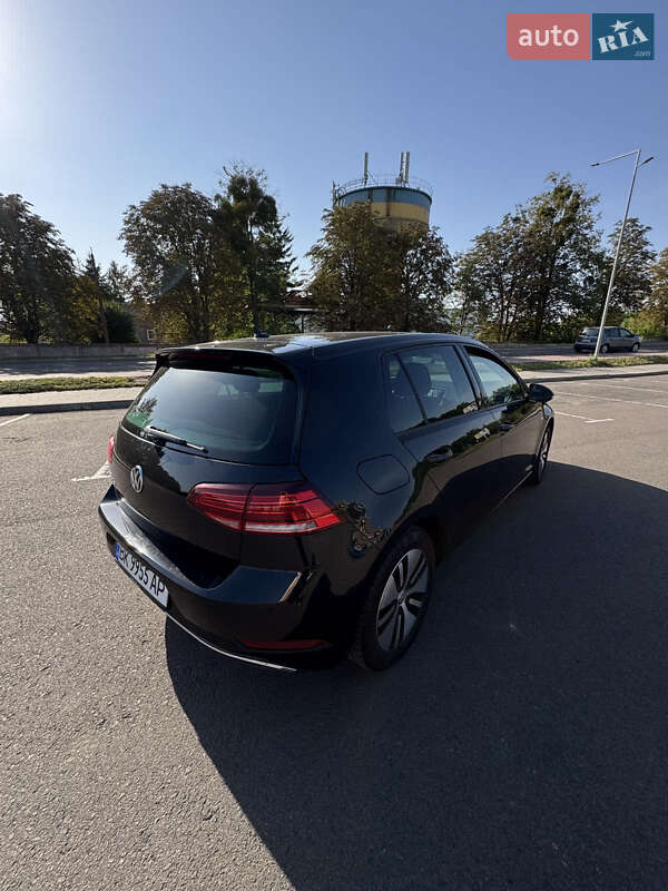 Хэтчбек Volkswagen e-Golf 2019 в Ровно