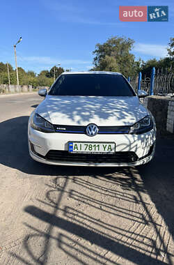 Хетчбек Volkswagen e-Golf 2015 в Попільні