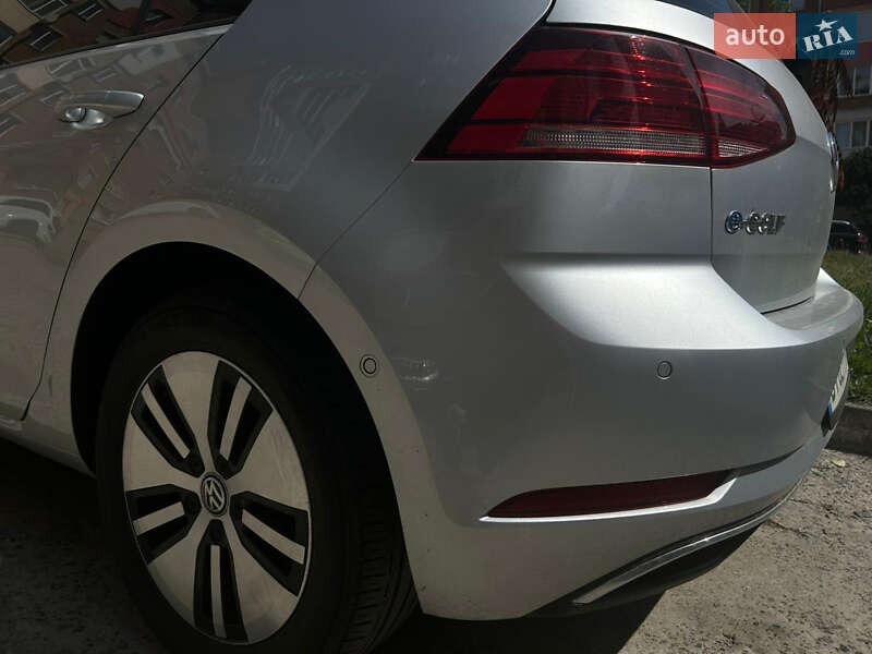 Хетчбек Volkswagen e-Golf 2019 в Хмельницькому