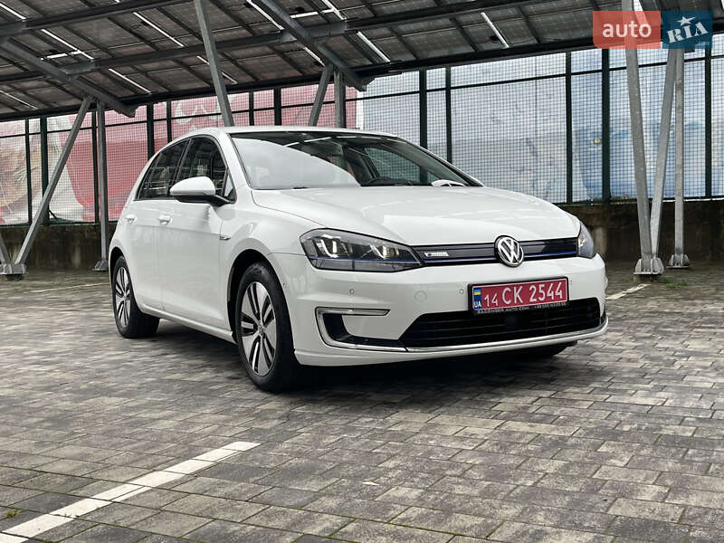 Хетчбек Volkswagen e-Golf 2014 в Львові