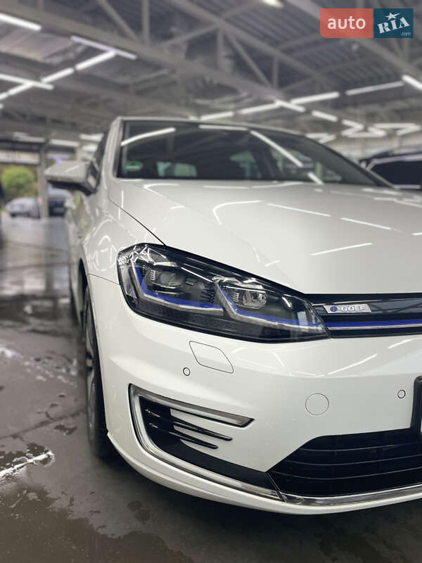 Хэтчбек Volkswagen e-Golf 2019 в Луцке