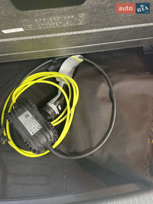 Хэтчбек Volkswagen e-Golf 2019 в Луцке