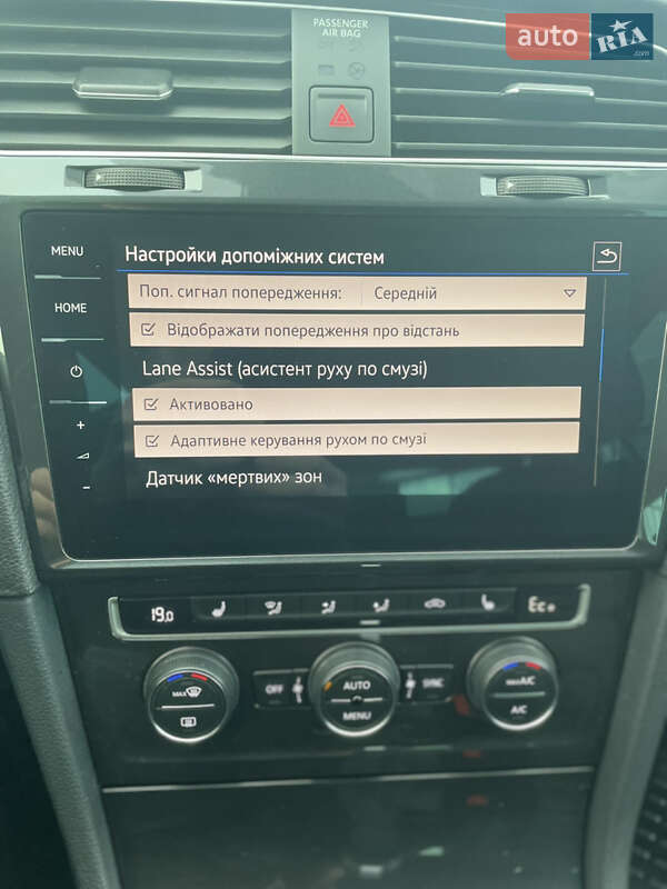 Хэтчбек Volkswagen e-Golf 2019 в Луцке