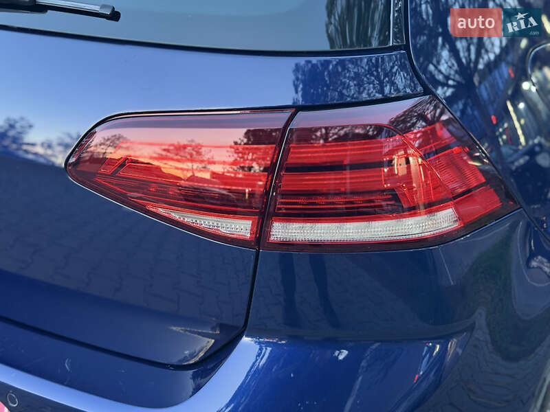Хэтчбек Volkswagen e-Golf 2019 в Ровно