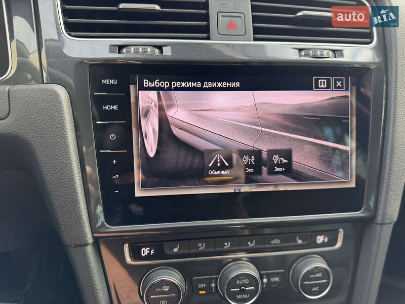 Хэтчбек Volkswagen e-Golf 2019 в Ровно