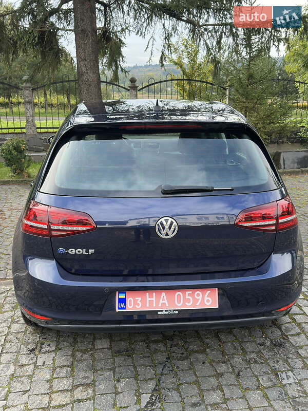 Хэтчбек Volkswagen e-Golf 2015 в Львове