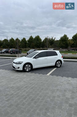 Хэтчбек Volkswagen e-Golf 2019 в Ирпене