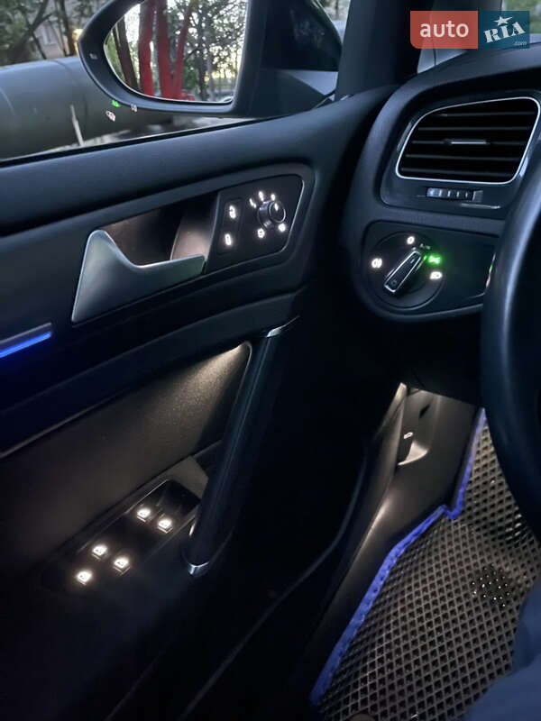 Хэтчбек Volkswagen e-Golf 2019 в Одессе