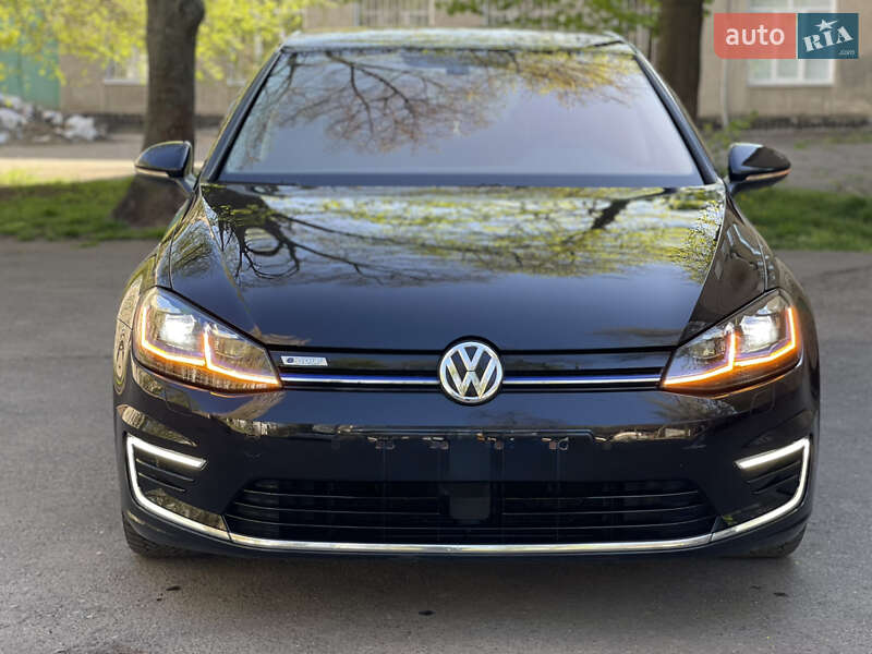 Хэтчбек Volkswagen e-Golf 2019 в Одессе