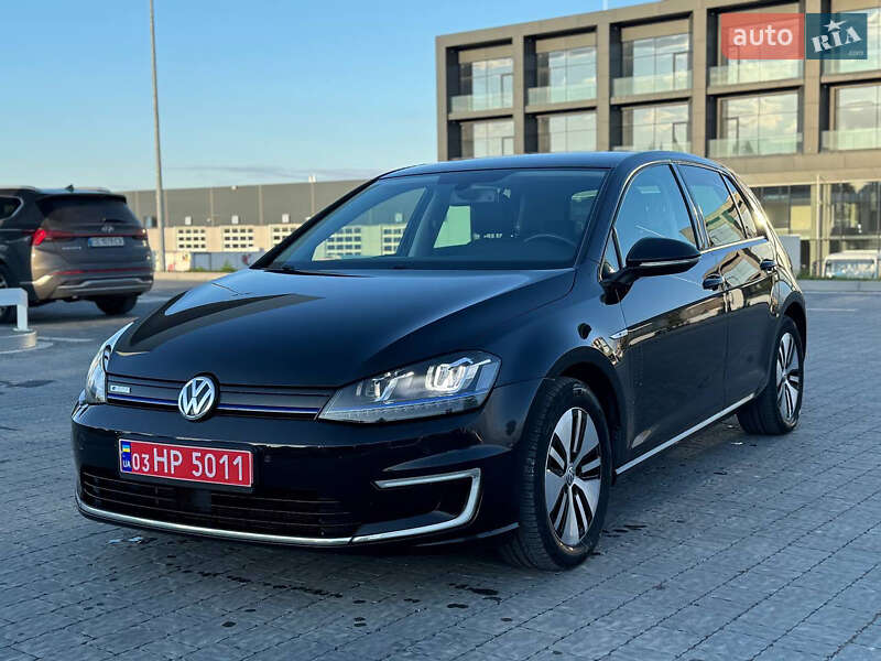 Хэтчбек Volkswagen e-Golf 2016 в Львове