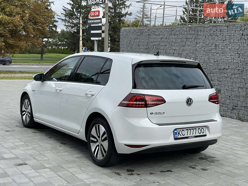 Хэтчбек Volkswagen e-Golf 2014 в Луцке фото 4 Хэтчбек Volkswagen e-Golf 2014 в Луцке