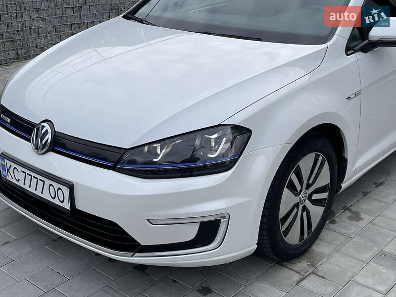 Хэтчбек Volkswagen e-Golf 2014 в Луцке фото 10 Хэтчбек Volkswagen e-Golf 2014 в Луцке
