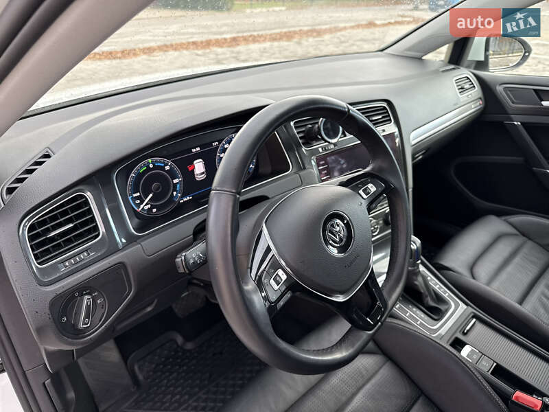 Хетчбек Volkswagen e-Golf 2018 в Рівному