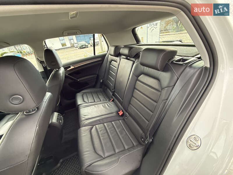 Хетчбек Volkswagen e-Golf 2018 в Рівному