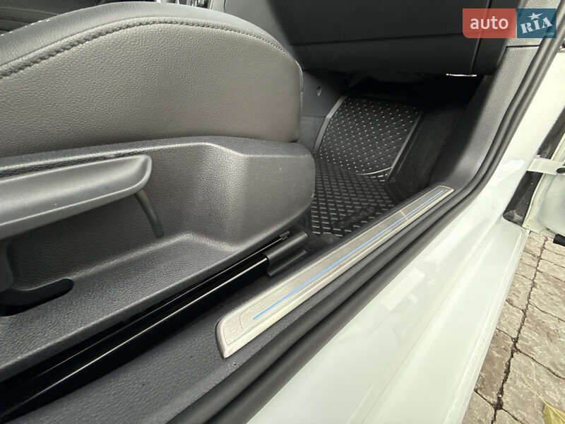 Хетчбек Volkswagen e-Golf 2018 в Рівному