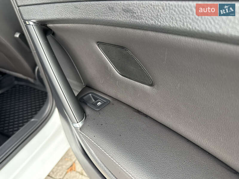 Хетчбек Volkswagen e-Golf 2018 в Рівному