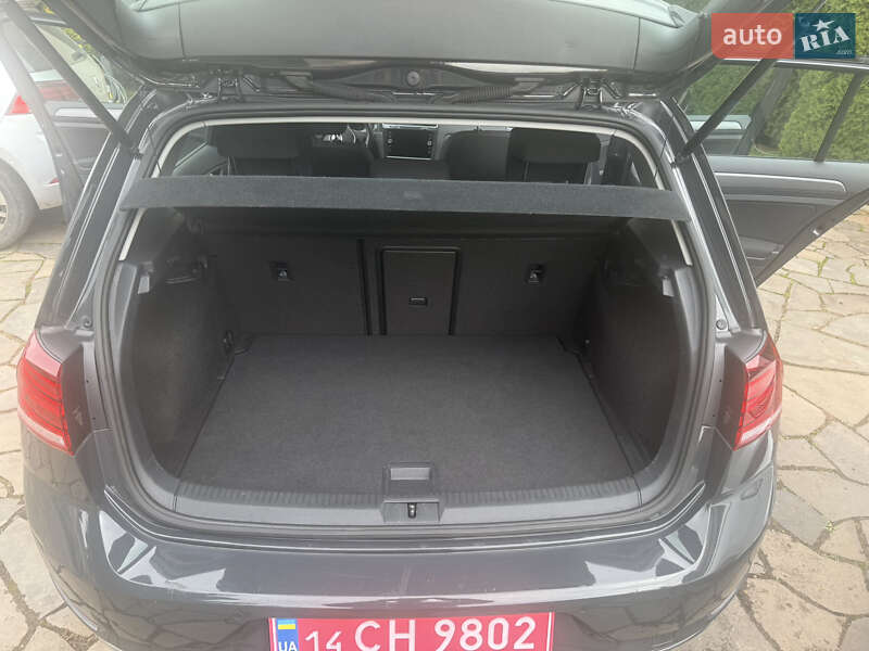 Хэтчбек Volkswagen e-Golf 2020 в Мукачево