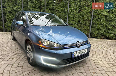 Хетчбек Volkswagen e-Golf 2015 в Чернівцях
