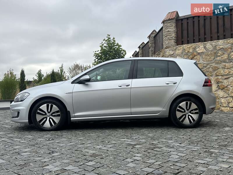 Хэтчбек Volkswagen e-Golf 2016 в Ровно фото 5 Хэтчбек Volkswagen e-Golf 2016 в Ровно