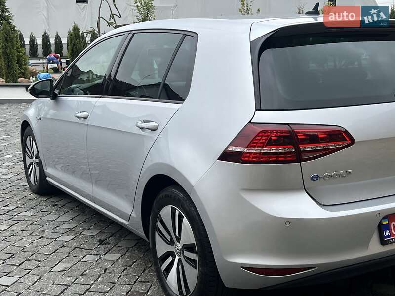 Хэтчбек Volkswagen e-Golf 2016 в Ровно фото 8 Хэтчбек Volkswagen e-Golf 2016 в Ровно